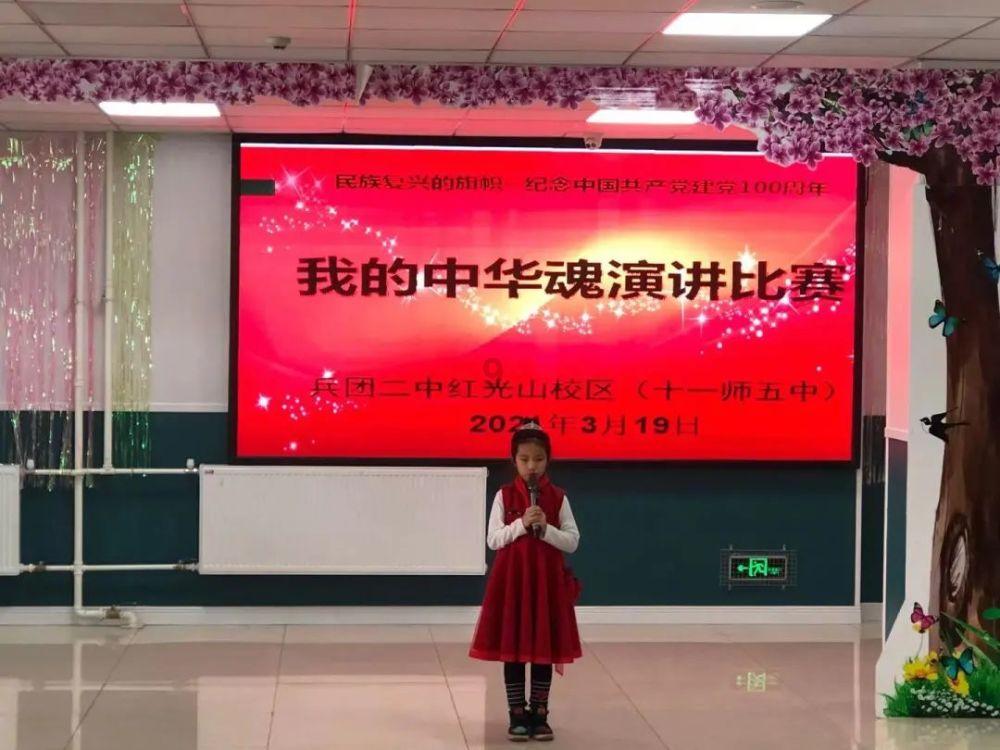 写对联、送“福”字……南京月牙湖街道居民花式迎新年